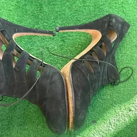 Valentino Garavani - Picture 5 of 6